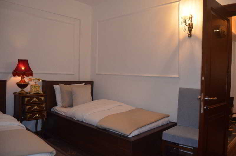The Gala Palace Suits Kars Exterior photo